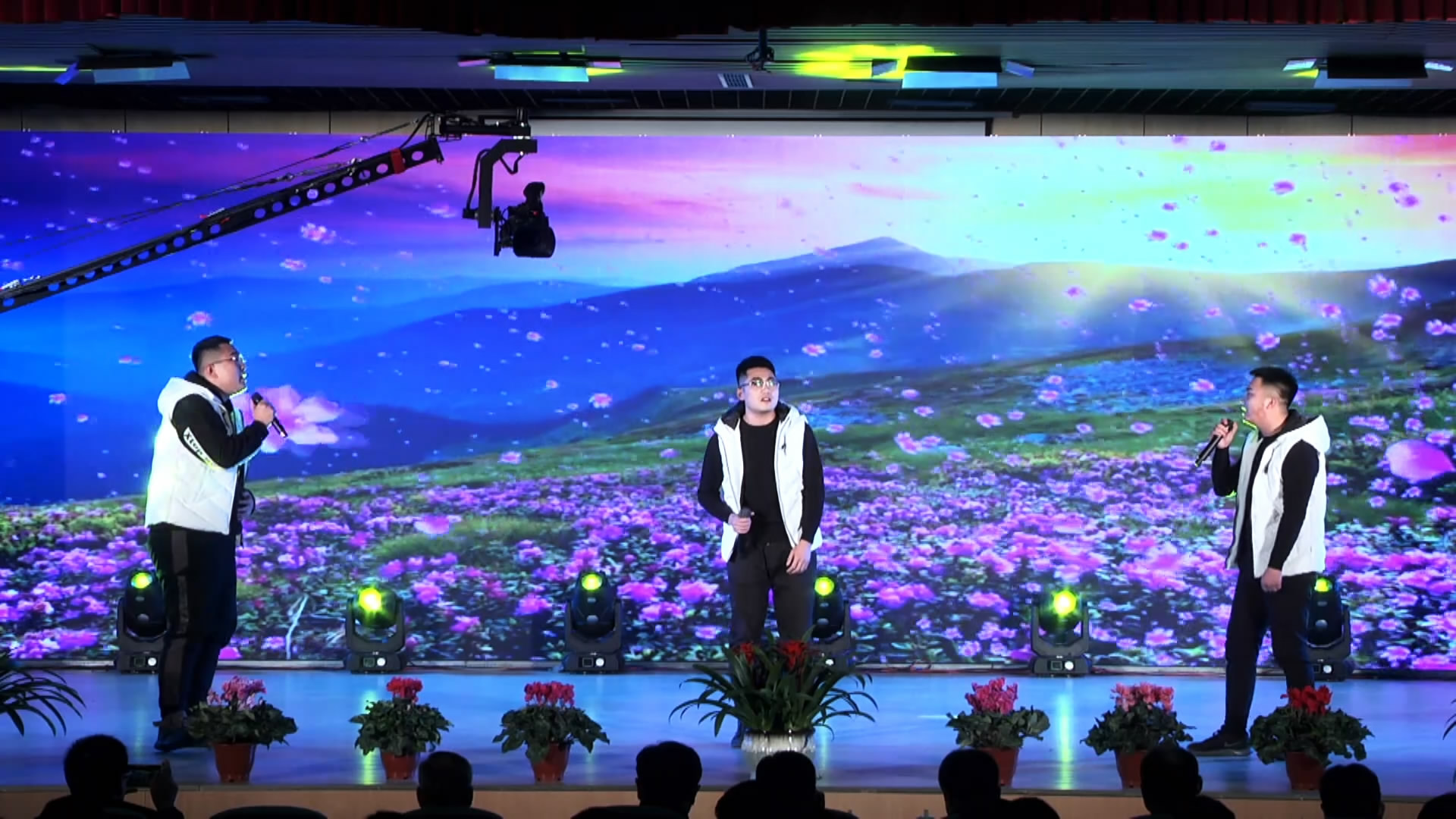 �ǹ��ɶԹ���-׷�󿵽�,����һ������